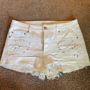 American Eagle White High-Rise Shortie - Size 14